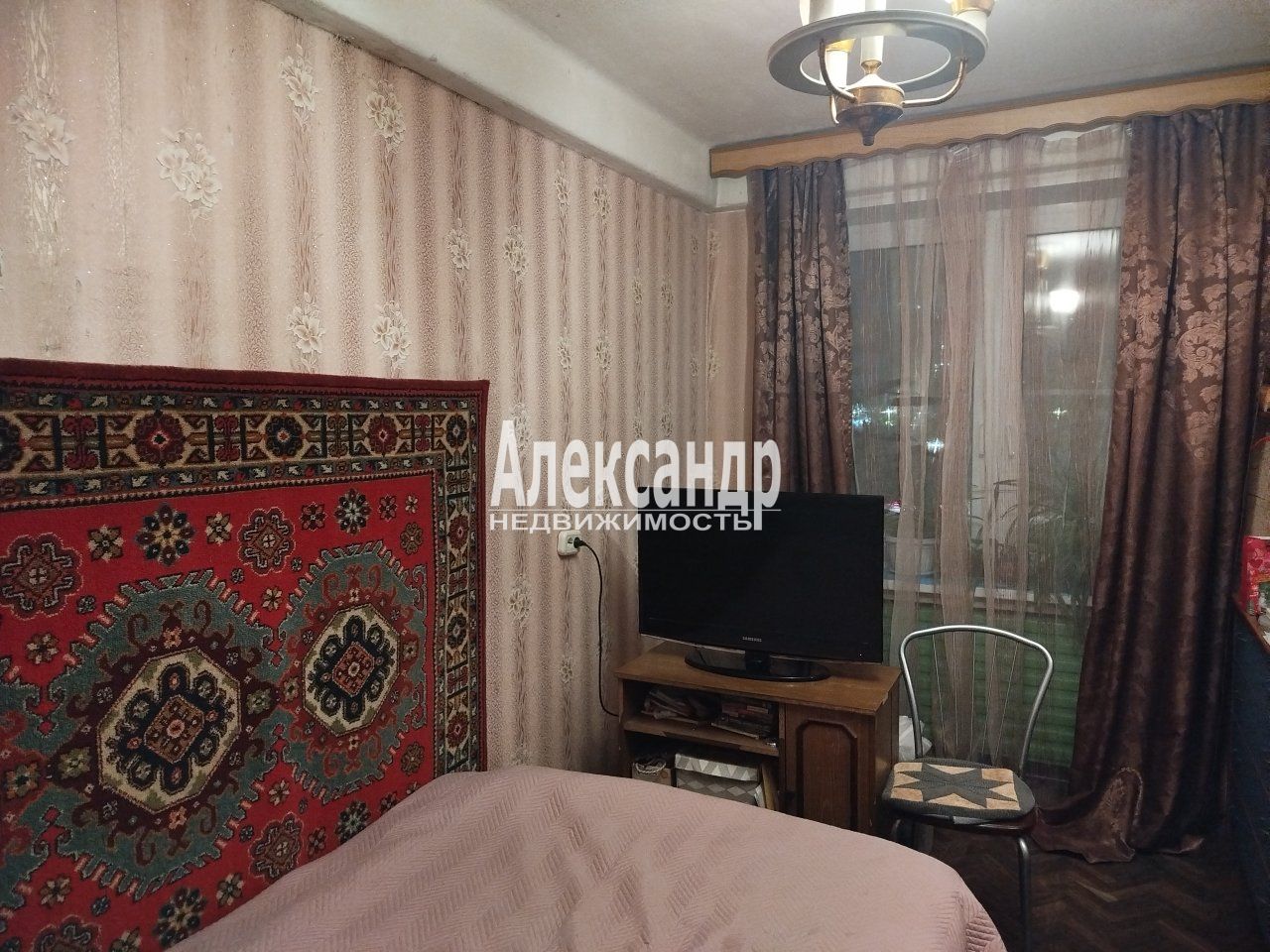 3-комнатная квартира (57м2) на продажу по адресу Санкт-Петербург, Витебский проспект, 65— фото 9 из 17
