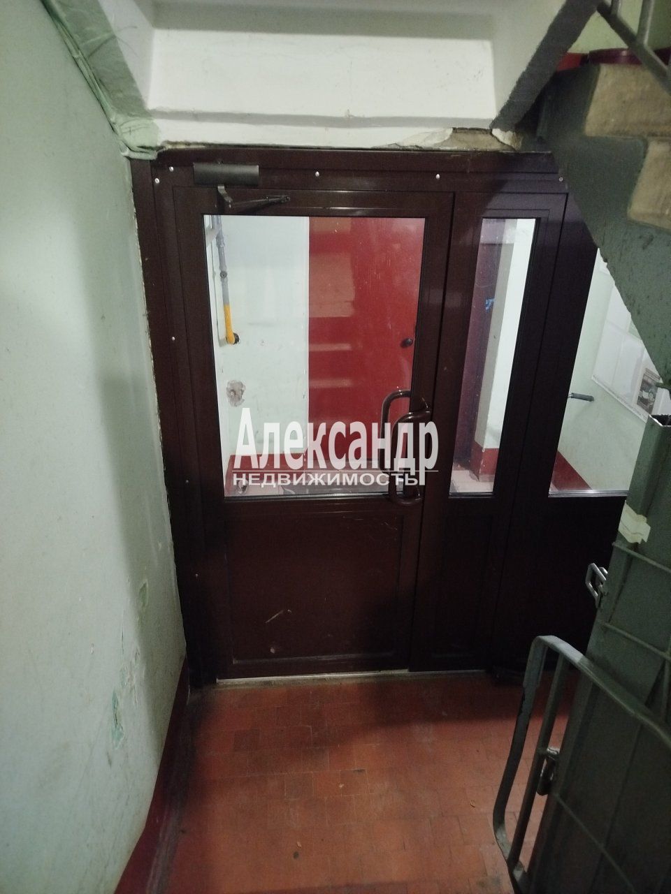 3-комнатная квартира (57м2) на продажу по адресу Санкт-Петербург, Витебский проспект, 65— фото 14 из 17