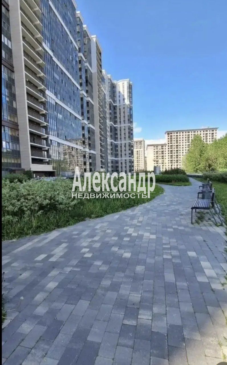 1-комнатная квартира (32м2) на продажу по адресу Санкт-Петербург, Октябрьская набережная, 44, подъезд 1— фото 4 из 16