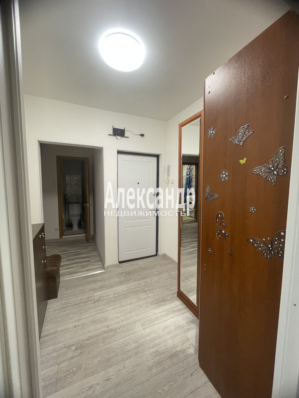 2-комнатная квартира (52м2) в аренду по адресу Санкт-Петербург, проспект Луначарского, 108к1, подъезд 6— фото 26 из 28