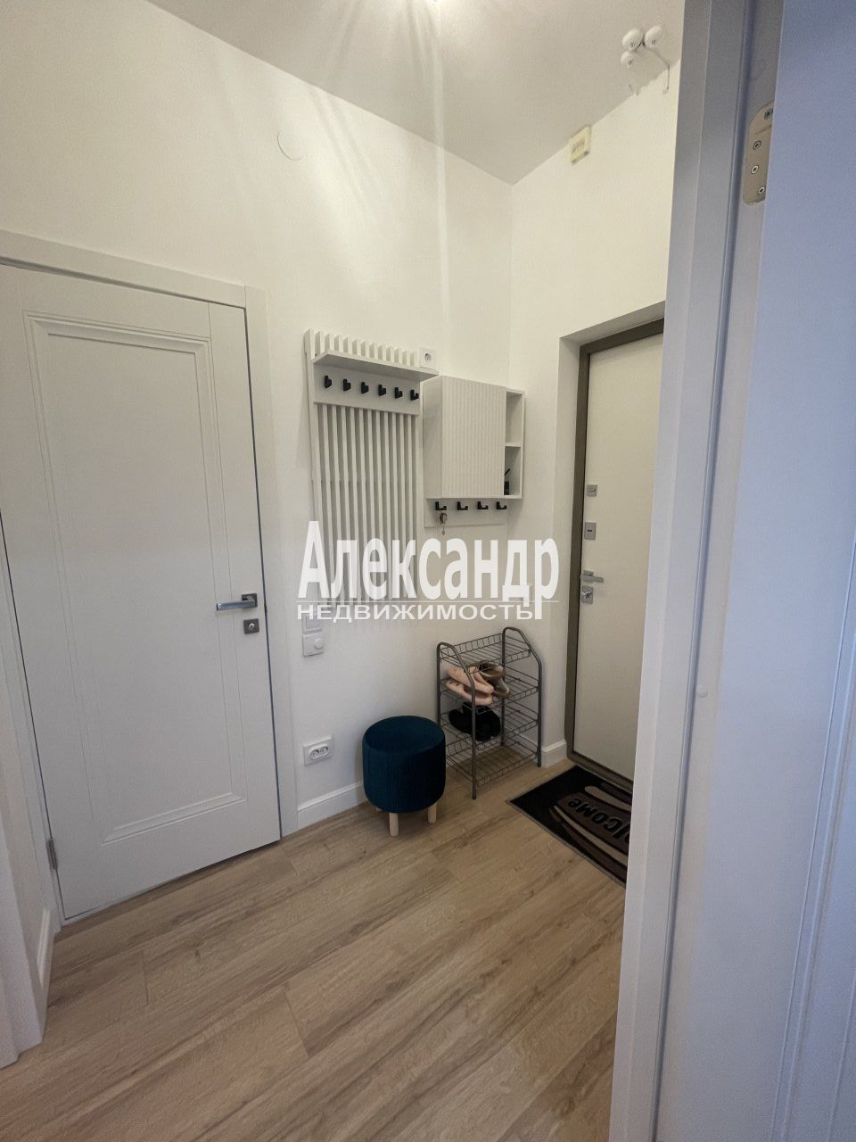 1-комнатная квартира (36м2) в аренду по адресу Санкт-Петербург, улица Дыбенко, 3, подъезд 4— фото 16 из 22