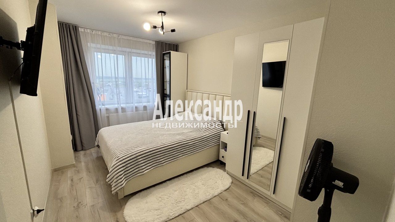 1-комнатная квартира (32м2) на продажу по адресу Санкт-Петербург, Русановская улица, 18к8— фото 8 из 10