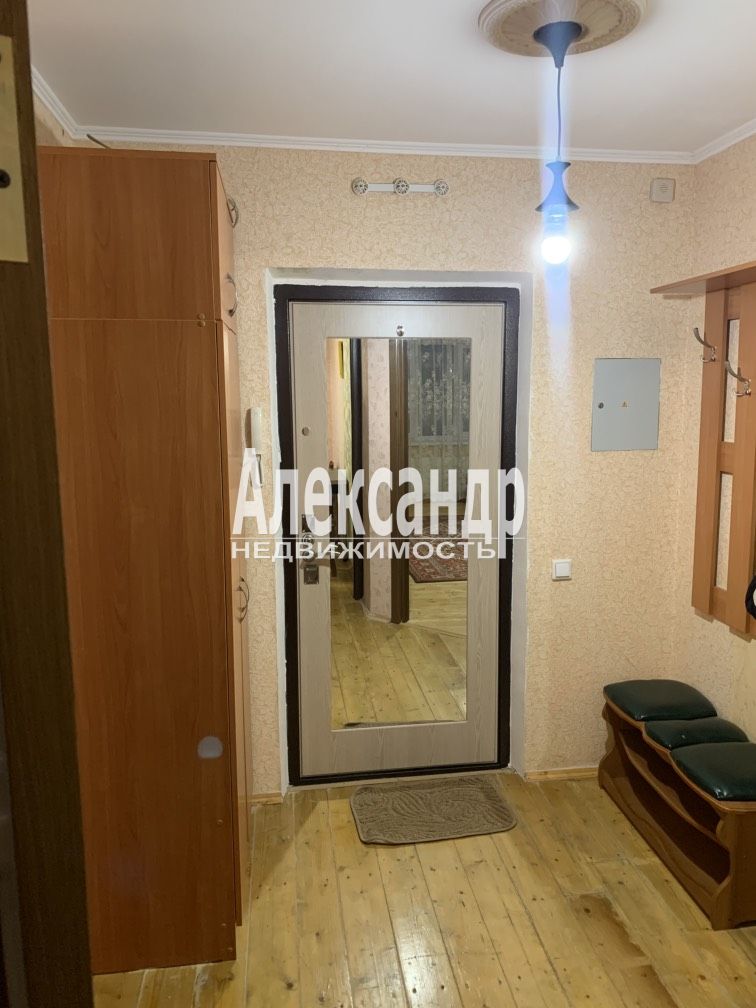 1-комнатная квартира (35м2) в аренду по адресу Ленинградская область, Всеволожский район, Мурино, улица Шоссе в Лаврики, 55— фото 4 из 10