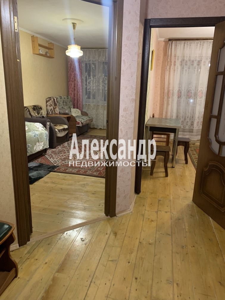 1-комнатная квартира (35м2) в аренду по адресу Ленинградская область, Всеволожский район, Мурино, улица Шоссе в Лаврики, 55— фото 5 из 10