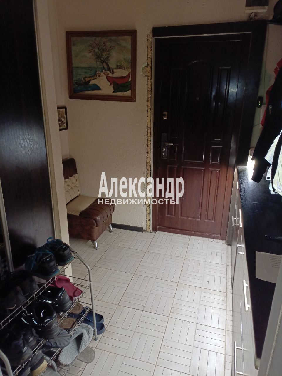 2 комнаты в 3-комнатной квартире (78м2) на продажу по адресу Санкт-Петербург, проспект Ударников, 56к1Б— фото 3 из 11