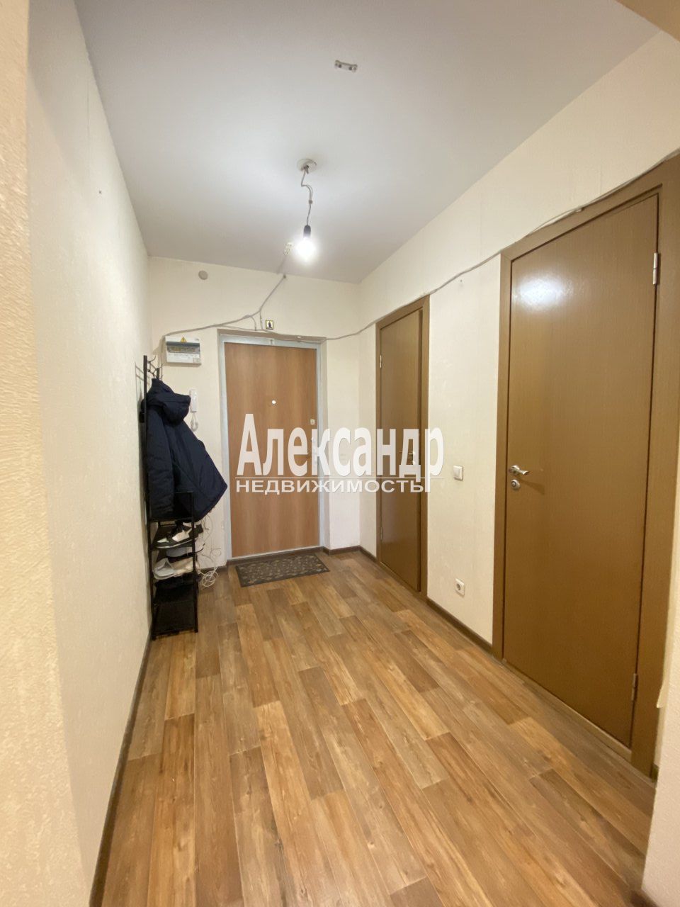 1-комнатная квартира (38м2) в аренду по адресу Санкт-Петербург, улица Корнея Чуковского, 7к1, подъезд 1— фото 5 из 13