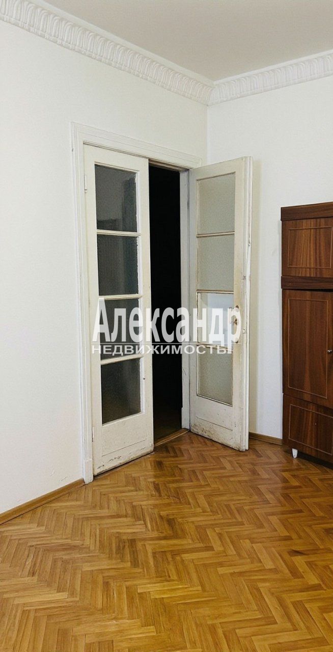 1-комнатная квартира (40м2) на продажу по адресу Санкт-Петербург, Плуталова улица, 18, подъезд 1— фото 6 из 20