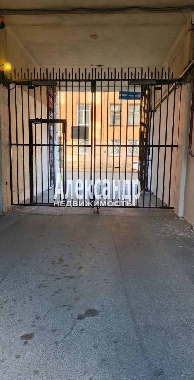 1-комнатная квартира (40м2) на продажу по адресу Санкт-Петербург, Плуталова улица, 18, подъезд 1— фото 17 из 20