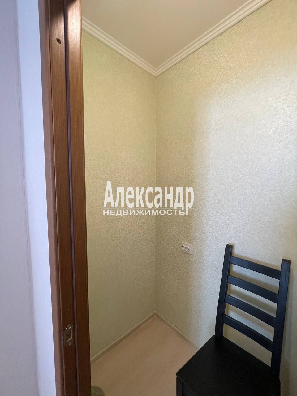 1-комнатная квартира (34м2) на продажу по адресу Ленинградская область, Всеволожский район, Мурино, Новая улица, 7— фото 4 из 16