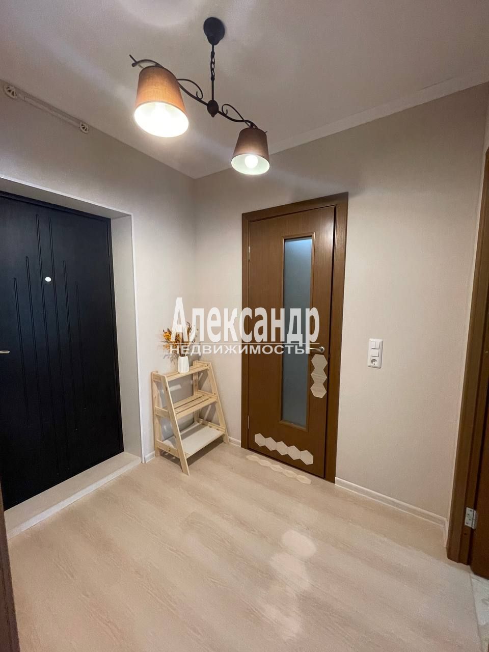 1-комнатная квартира (34м2) на продажу по адресу Ленинградская область, Всеволожский район, Мурино, Новая улица, 7— фото 5 из 16