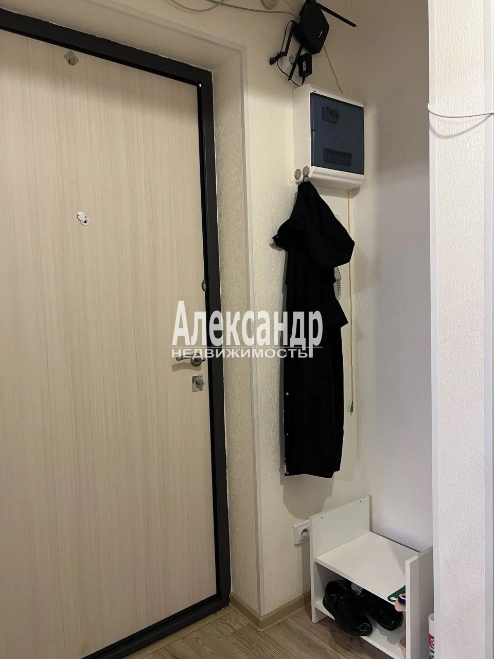 1-комнатная квартира (30м2) в аренду по адресу Санкт-Петербург, Муринская дорога, 10к1— фото 24 из 29