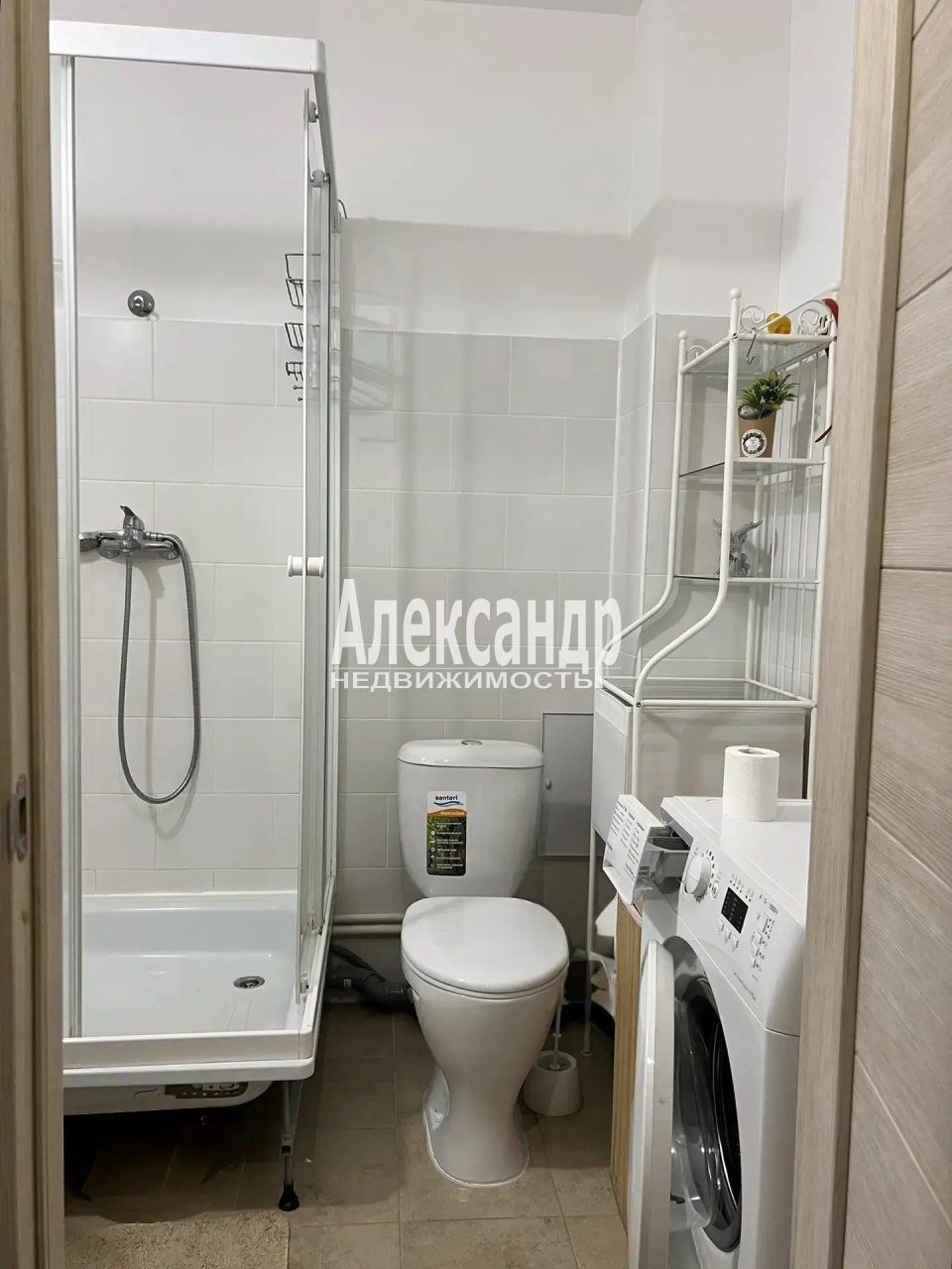 1-комнатная квартира (30м2) в аренду по адресу Санкт-Петербург, Муринская дорога, 10к1— фото 25 из 29