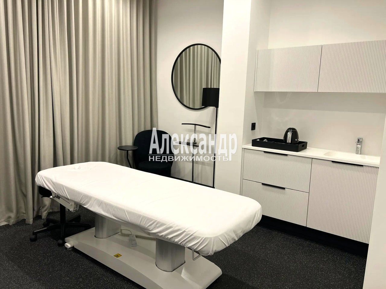 1-комнатная квартира (56м2) на продажу по адресу Санкт-Петербург, Миргородская улица, 1— фото 27 из 34