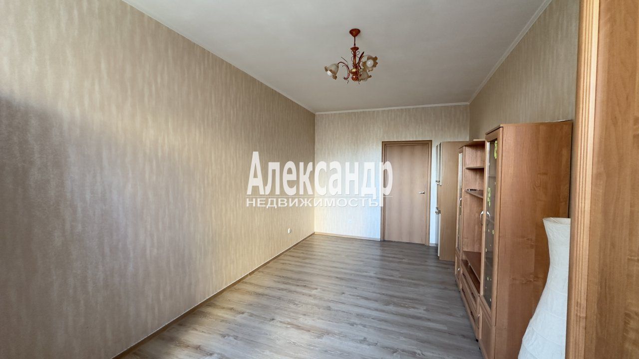 1-комнатная квартира (42м2) в аренду по адресу Санкт-Петербург, улица Ворошилова, 29к1— фото 3 из 15