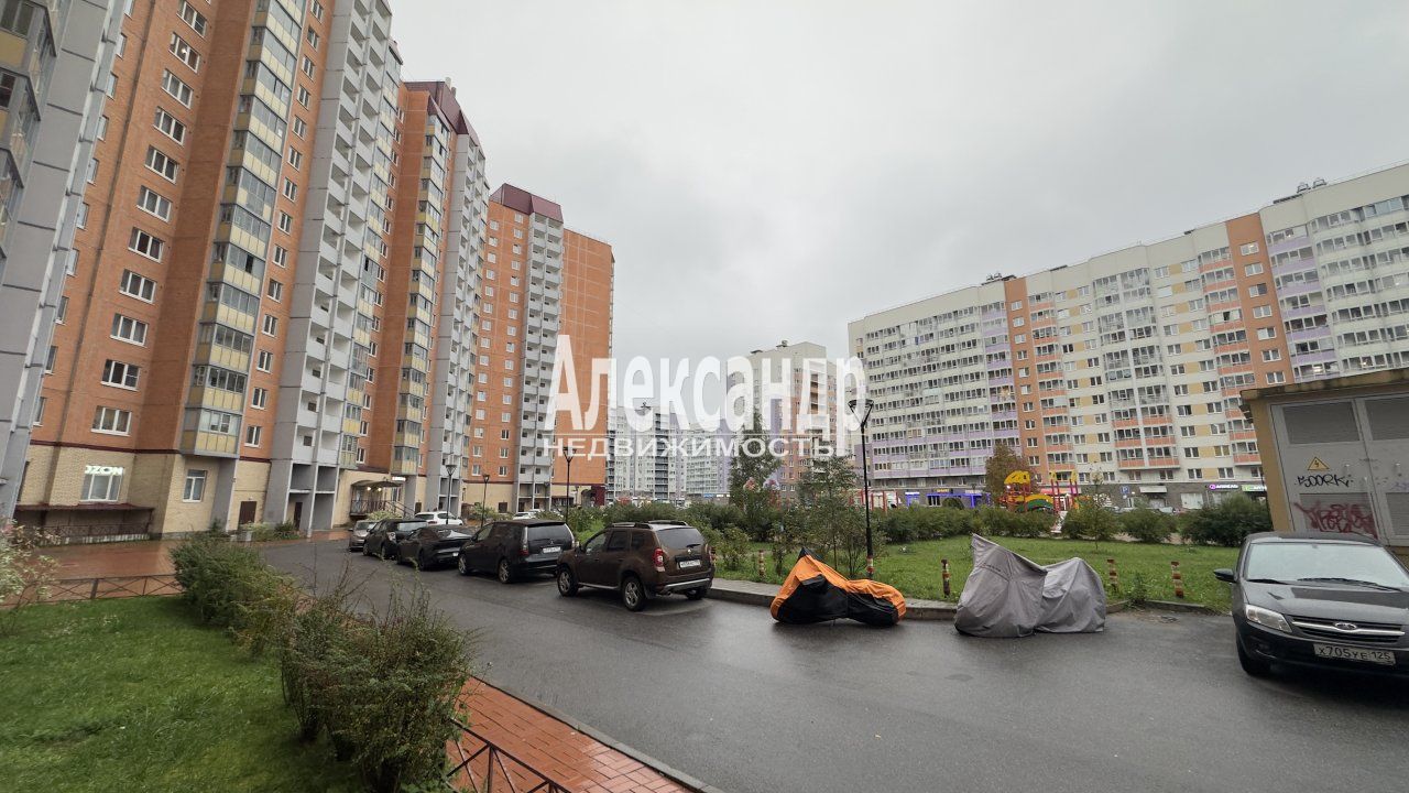 1-комнатная квартира (41м2) в аренду по адресу Ленинградская область, Всеволожский район, Мурино, проспект Авиаторов Балтики, 13— фото 15 из 16