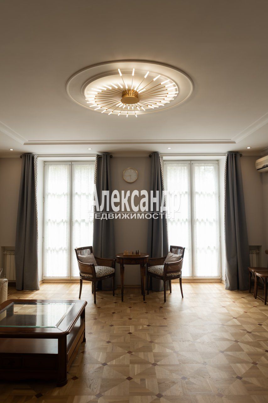 5-комнатная квартира (205м2) на продажу по адресу Санкт-Петербург, Большеохтинский проспект, 31, подъезд 5— фото 2 из 45