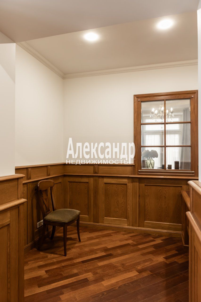 5-комнатная квартира (205м2) на продажу по адресу Санкт-Петербург, Большеохтинский проспект, 31, подъезд 5— фото 8 из 45