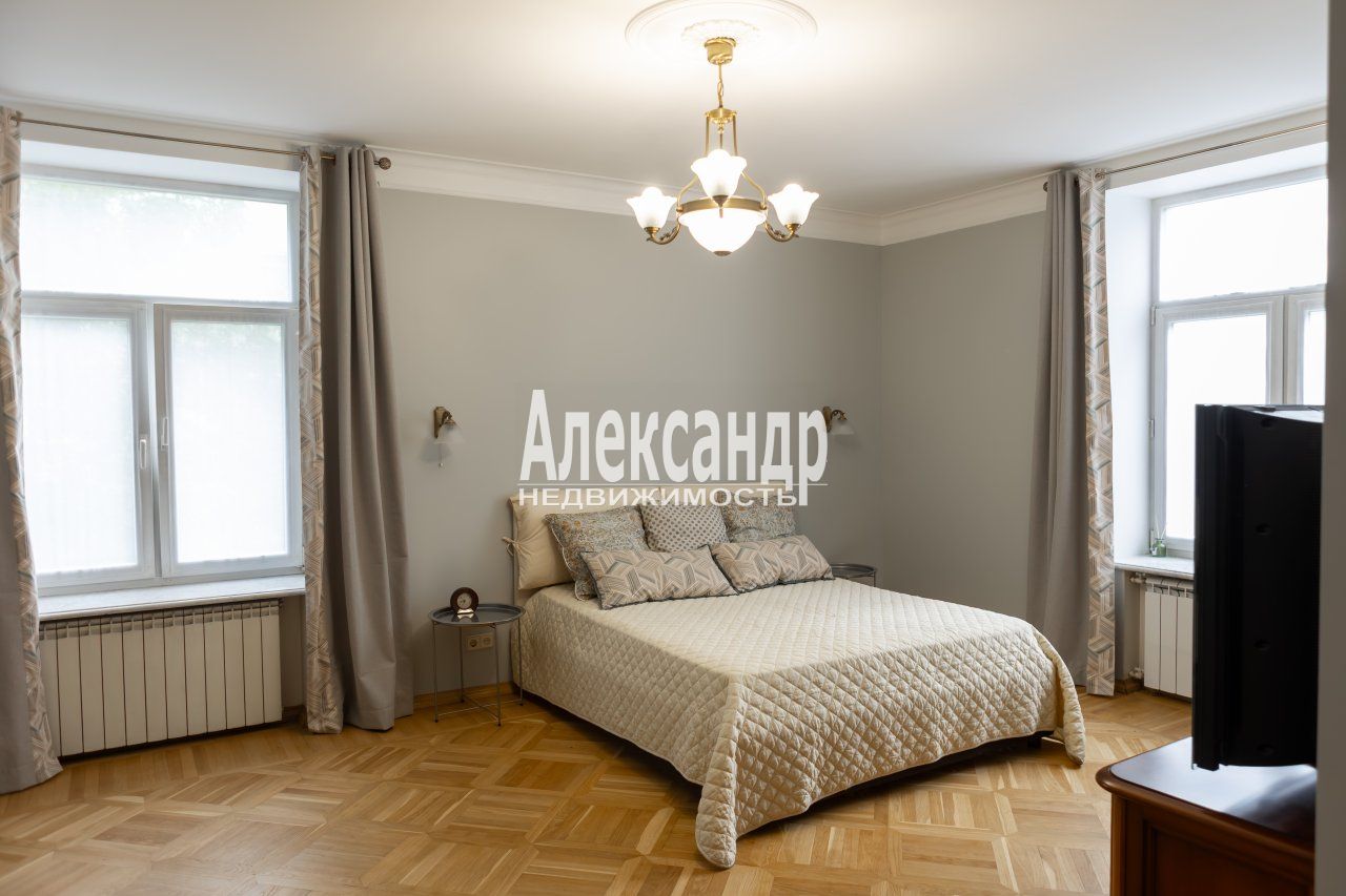 5-комнатная квартира (205м2) на продажу по адресу Санкт-Петербург, Большеохтинский проспект, 31, подъезд 5— фото 21 из 45