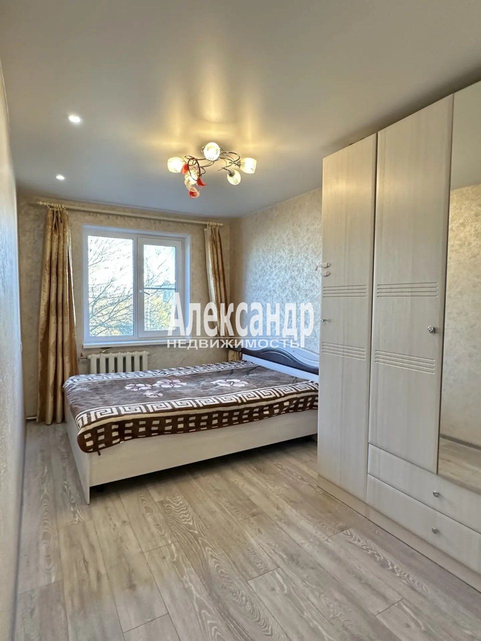 3-комнатная квартира (59м2) на продажу по адресу Ленинградская область, Кировский район, городской посёлок Назия, улица Есенина, 7— фото 5 из 19