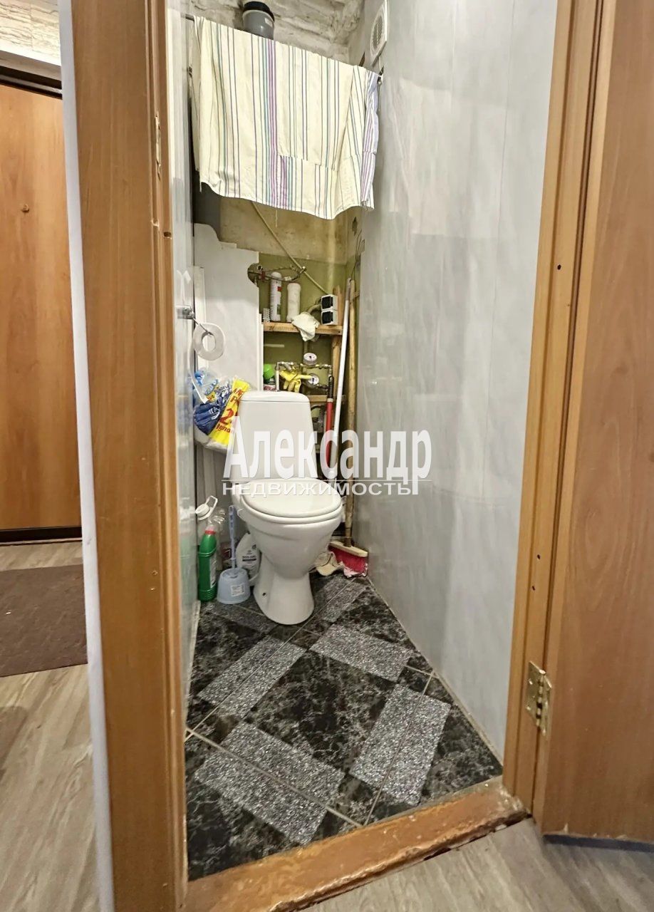 3-комнатная квартира (59м2) на продажу по адресу Ленинградская область, Кировский район, городской посёлок Назия, улица Есенина, 7— фото 17 из 19