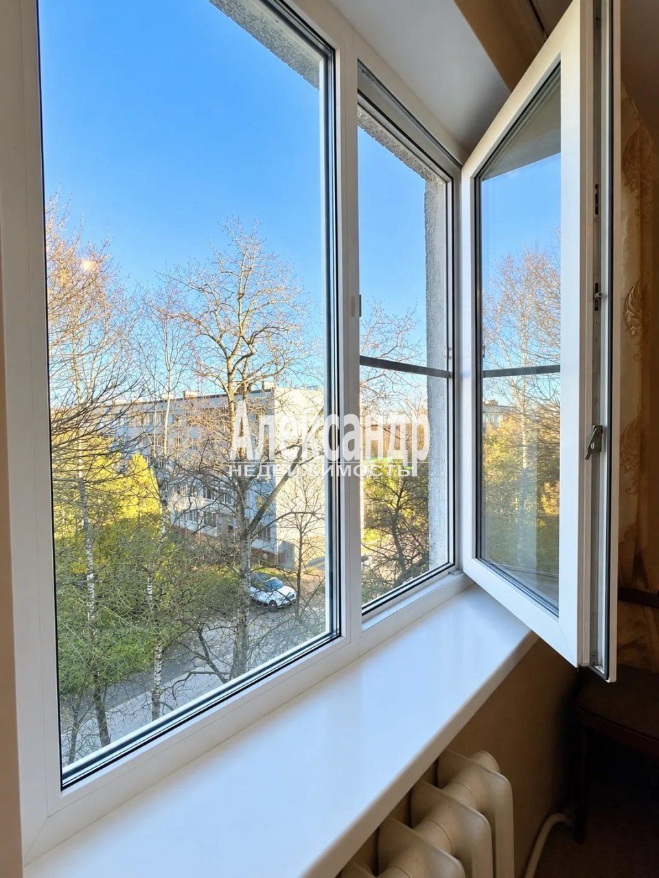 3-комнатная квартира (59м2) на продажу по адресу Ленинградская область, Кировский район, городской посёлок Назия, улица Есенина, 7— фото 8 из 19