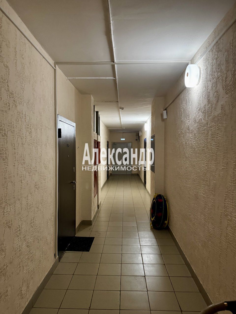 1-комнатная квартира (36м2) на продажу по адресу Ленинградская область, Всеволожский район, деревня Новое Девяткино, Капральская улица, 15— фото 16 из 25