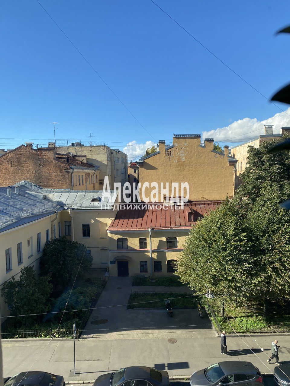 Комната в 6-комнатной квартире (177м2) на продажу по адресу Санкт-Петербург, Мытнинская улица, 9, подъезд 1— фото 14 из 21