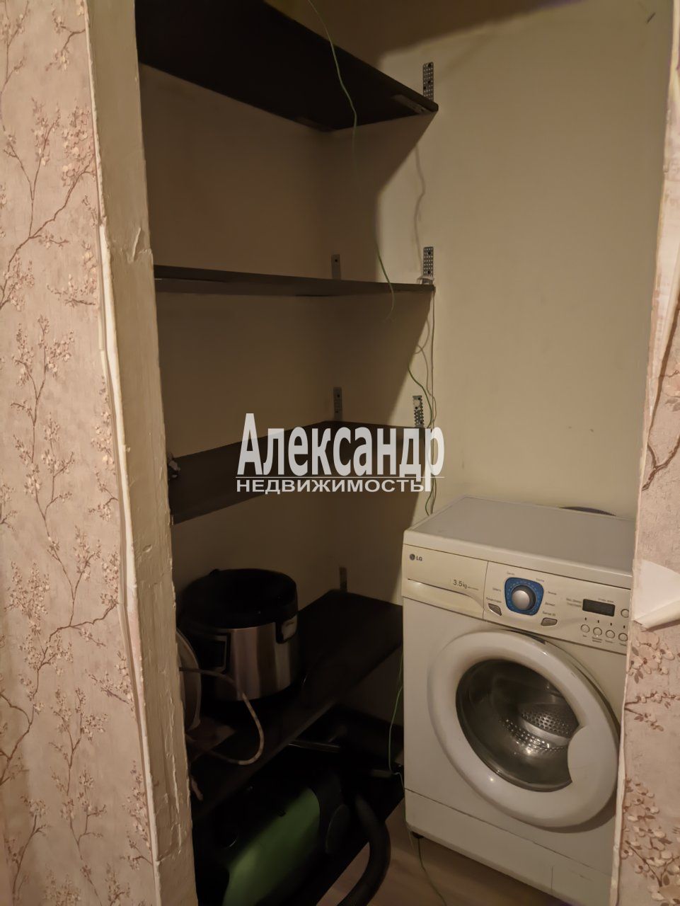 1-комнатная квартира (34м2) в аренду по адресу Ленинградская область, Всеволожский район, Заневское городское поселение, Кудрово, Европейский проспект, 14к5— фото 9 из 12