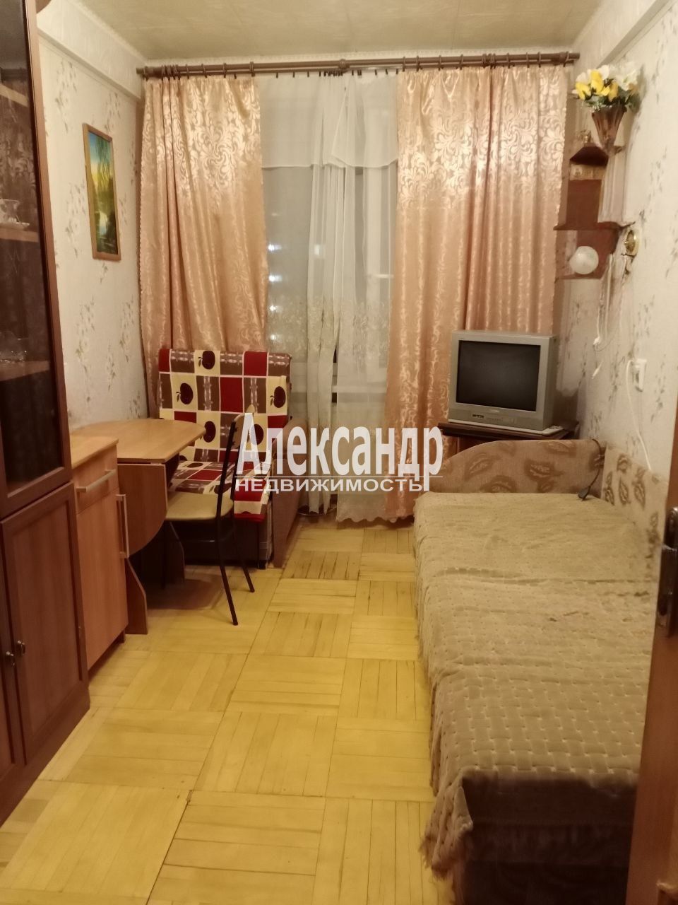 Комната в 3-комнатной квартире площадью 78 м2