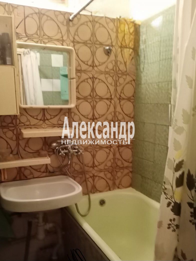 Комната в 3-комнатной квартире площадью 78 м2