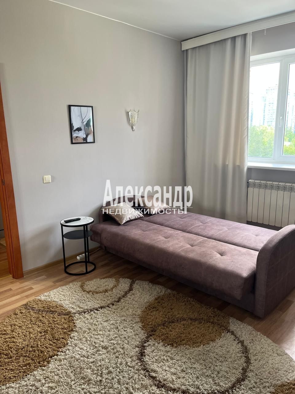 1-комнатная квартира (40м2) в аренду по адресу Санкт-Петербург, улица Александра Матросова, 20к2, подъезд 1— фото 7 из 18