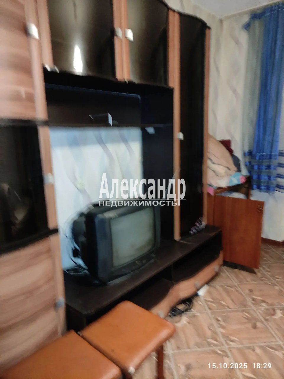4-комнатная квартира (91м2) на продажу по адресу Ленинградская область, Тихвин, 5-й микрорайон, 41к1— фото 6 из 11