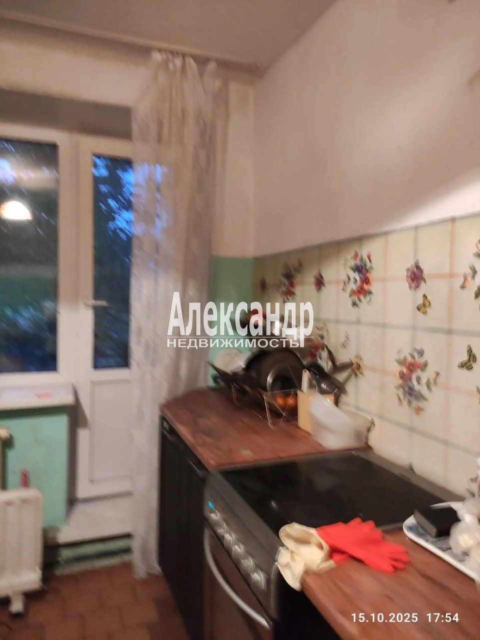 4-комнатная квартира (91м2) на продажу по адресу Ленинградская область, Тихвин, 5-й микрорайон, 41к1— фото 10 из 11