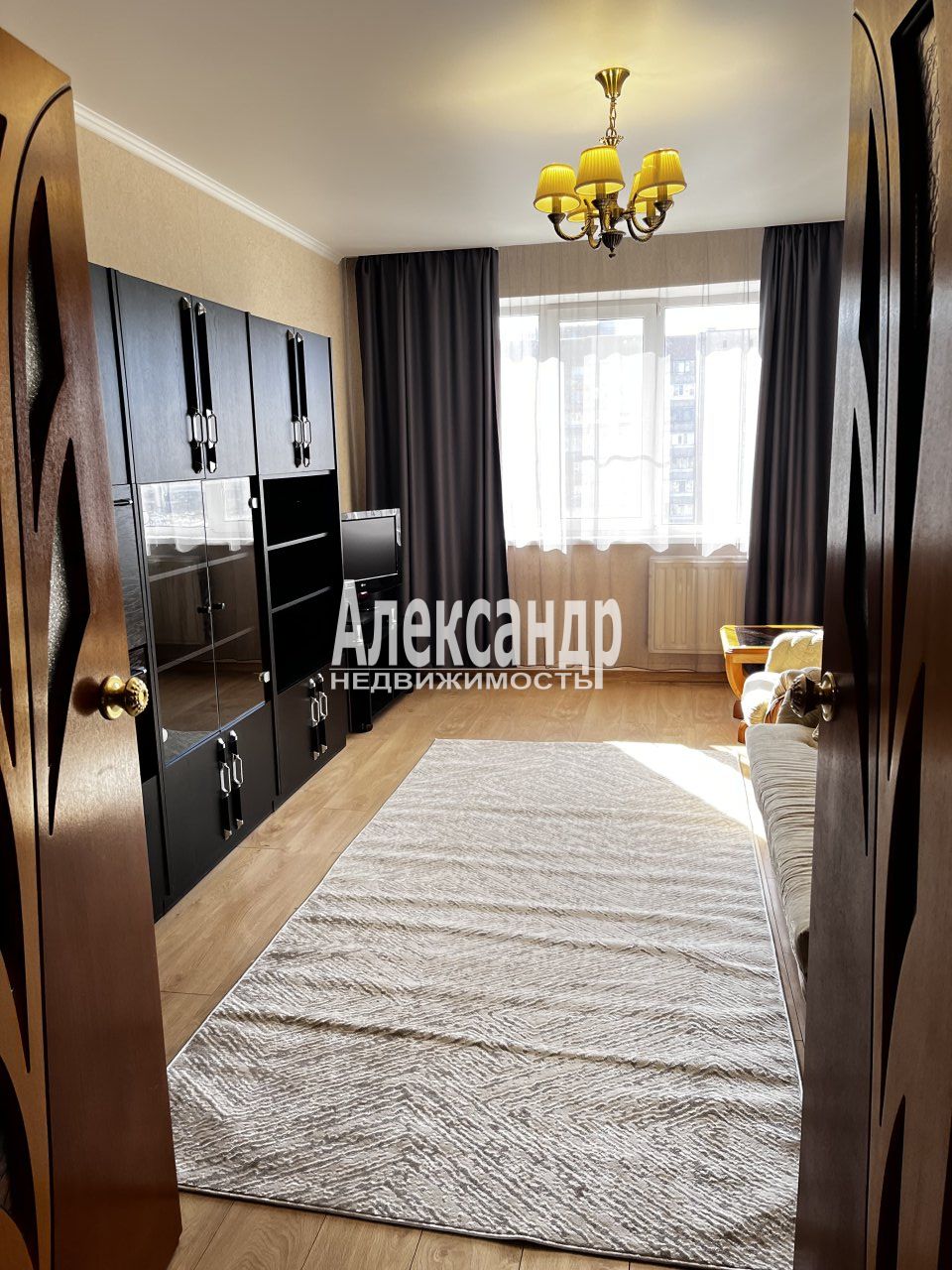 2-комнатная квартира (53м2) на продажу по адресу Санкт-Петербург, проспект Большевиков, 2— фото 10 из 48