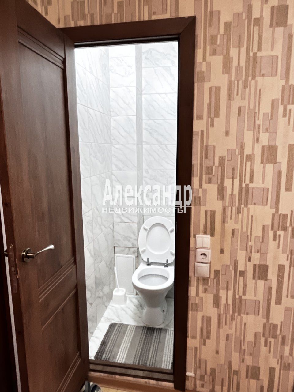 2-комнатная квартира (53м2) на продажу по адресу Санкт-Петербург, проспект Большевиков, 2— фото 25 из 48