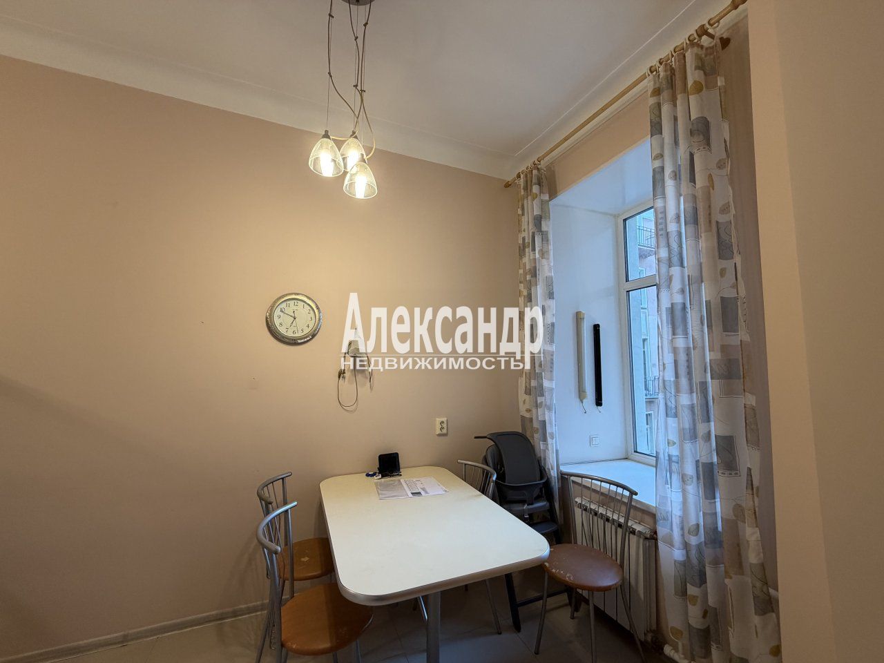 3-комнатная квартира (92м2) на продажу по адресу Санкт-Петербург, переулок Бойцова, 4В— фото 16 из 27
