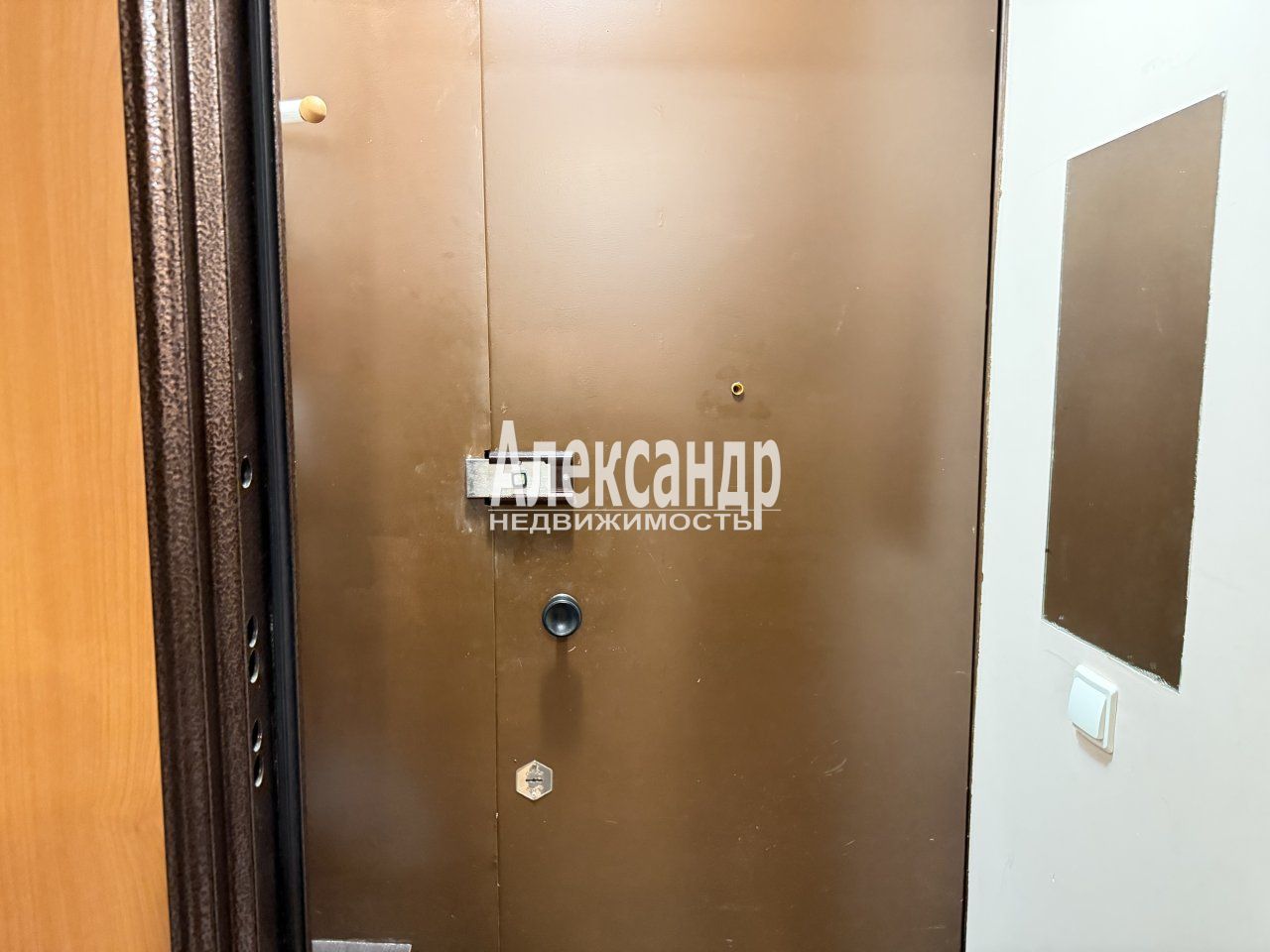 3-комнатная квартира (92м2) на продажу по адресу Санкт-Петербург, переулок Бойцова, 4В— фото 26 из 27