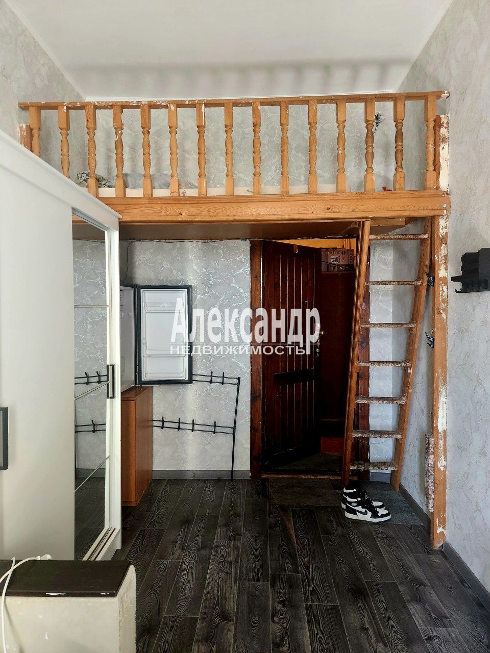 Комната в 4-комнатной квартире (94м2) в аренду по адресу Санкт-Петербург, Пушкин, Софийский бульвар, 24— фото 4 из 10