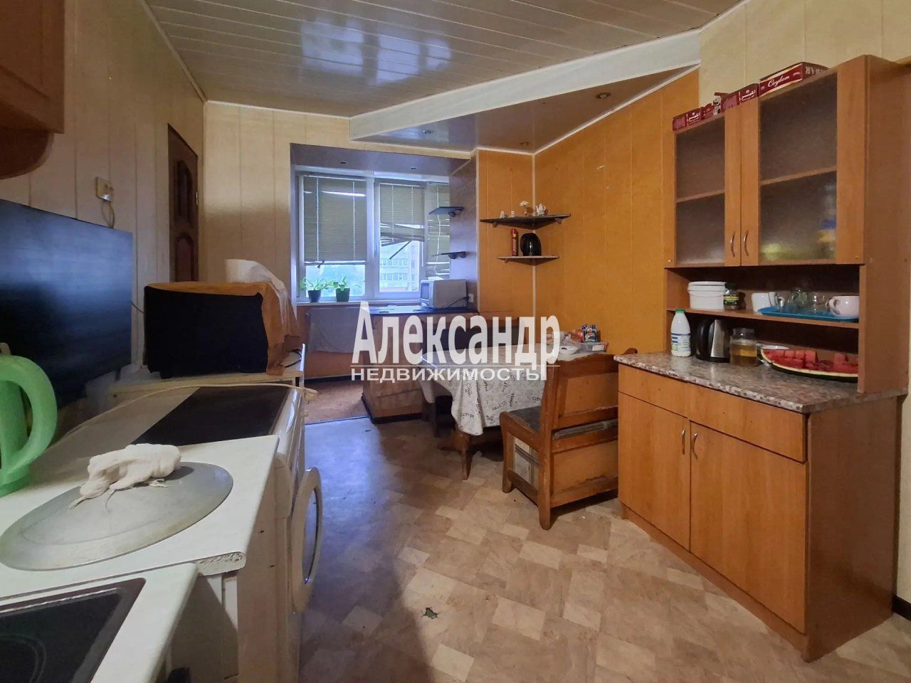 4-комнатная квартира (101м2) на продажу по адресу Санкт-Петербург, Купчинская улица, 4к4— фото 13 из 26