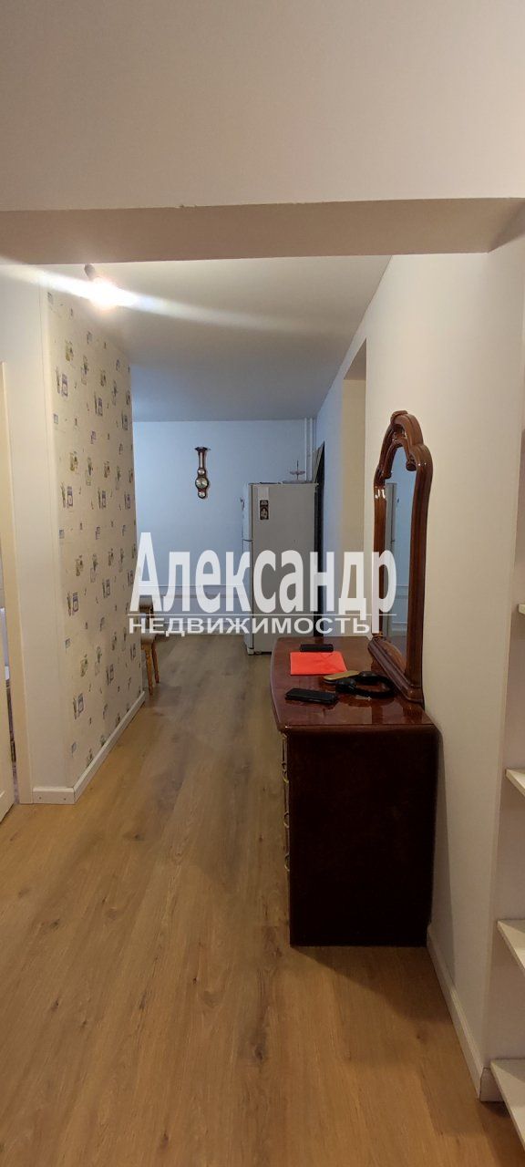 2-комнатная квартира (54м2) на продажу по адресу Ленинградская область, Всеволожский район, Мурино, улица Шувалова, 16/9, подъезд 6— фото 3 из 17