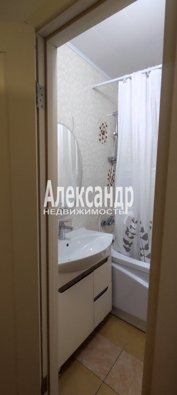 2-комнатная квартира (54м2) на продажу по адресу Ленинградская область, Всеволожский район, Мурино, улица Шувалова, 16/9, подъезд 6— фото 16 из 17