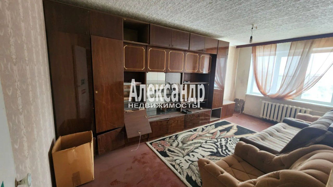 2-комнатная квартира (52м2) на продажу по адресу Ленинградская область, Кировский район, городской посёлок Назия, Школьный проспект, 20— фото 1 из 14