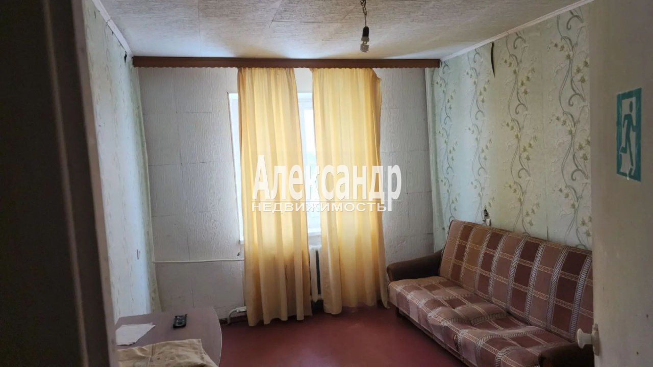 2-комнатная квартира (52м2) на продажу по адресу Ленинградская область, Кировский район, городской посёлок Назия, Школьный проспект, 20— фото 4 из 14