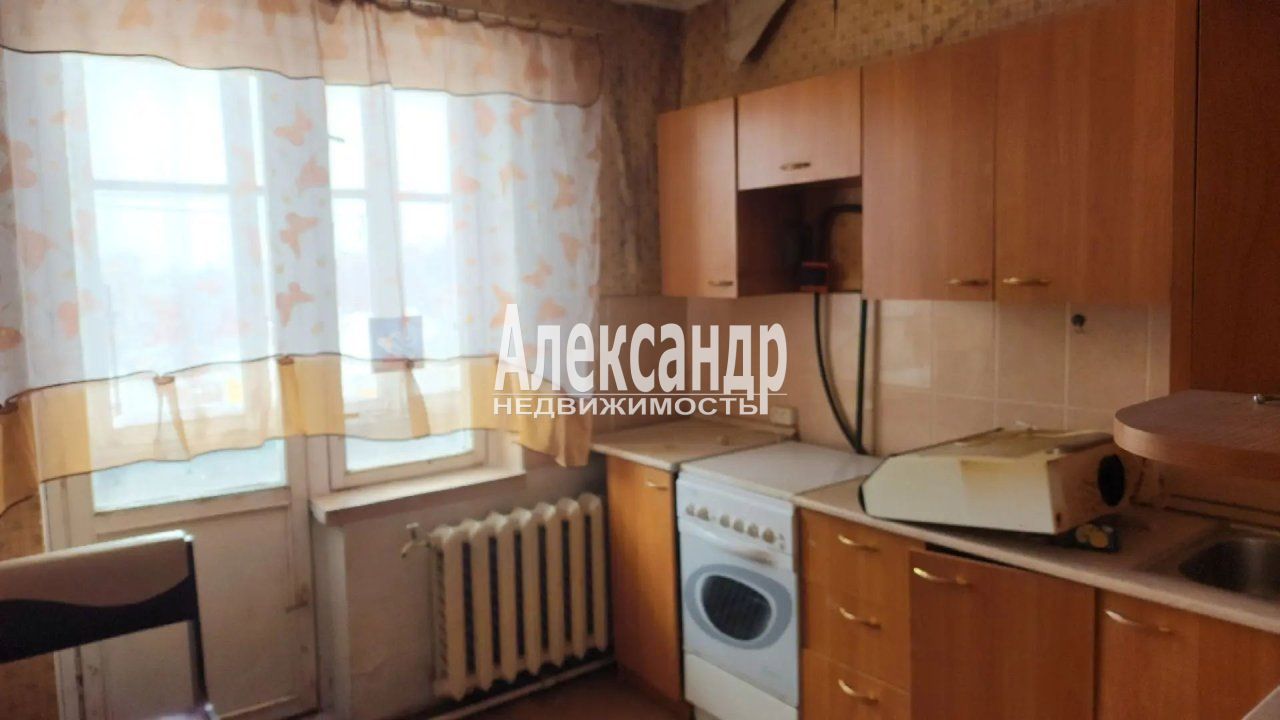 2-комнатная квартира (52м2) на продажу по адресу Ленинградская область, Кировский район, городской посёлок Назия, Школьный проспект, 20— фото 6 из 14