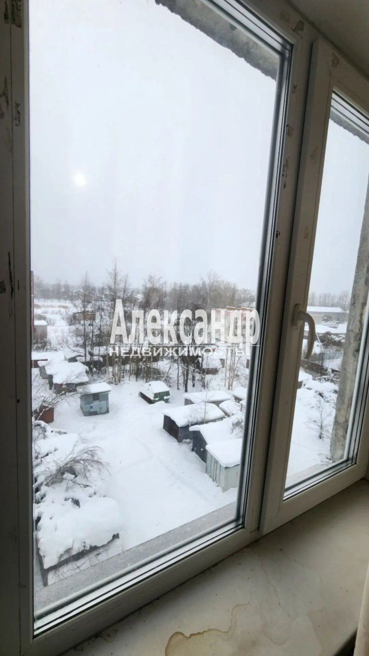 2-комнатная квартира (52м2) на продажу по адресу Ленинградская область, Кировский район, городской посёлок Назия, Школьный проспект, 20— фото 13 из 14
