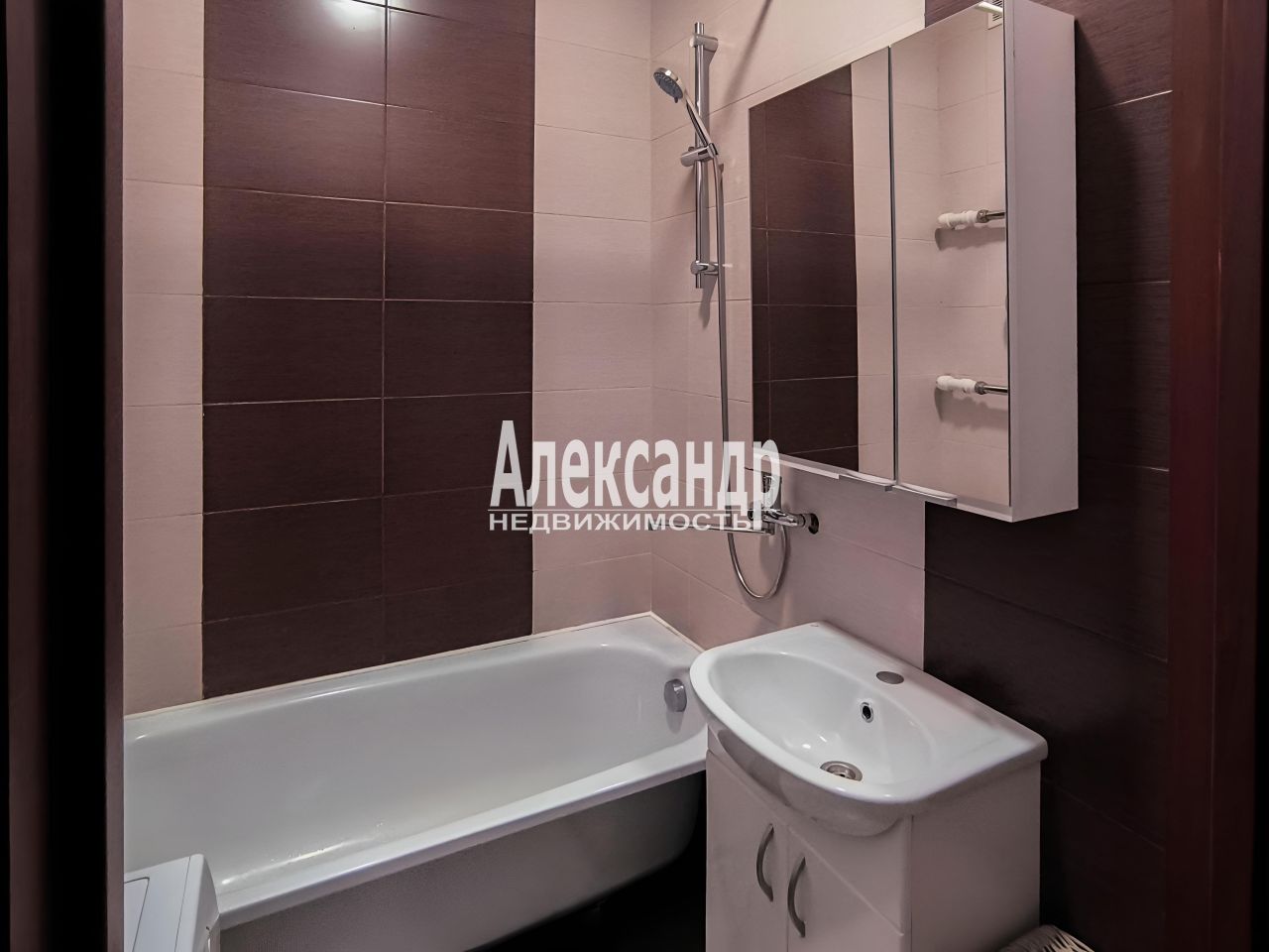 2-комнатная квартира (50м2) на продажу по адресу Ленинградская область, Всеволожский район, Заневское городское поселение, Кудрово, Европейский проспект, 21к1, подъезд 1— фото 16 из 20