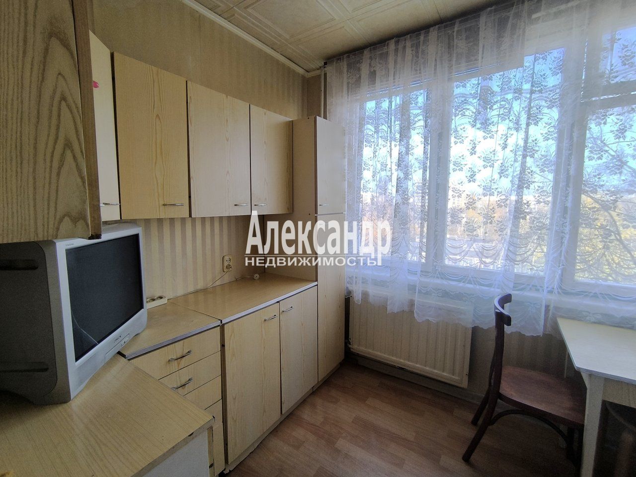 2-комнатная квартира (53м2) в аренду по адресу Санкт-Петербург, Товарищеский проспект, 16к1— фото 5 из 11