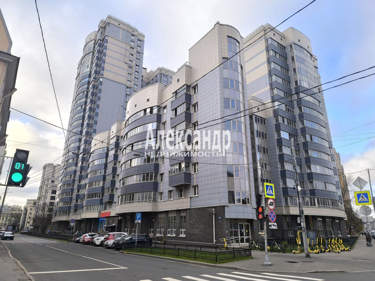 1-комнатная квартира (37м2) в аренду по адресу Санкт-Петербург, Смоленская улица, 18— фото 9 из 14