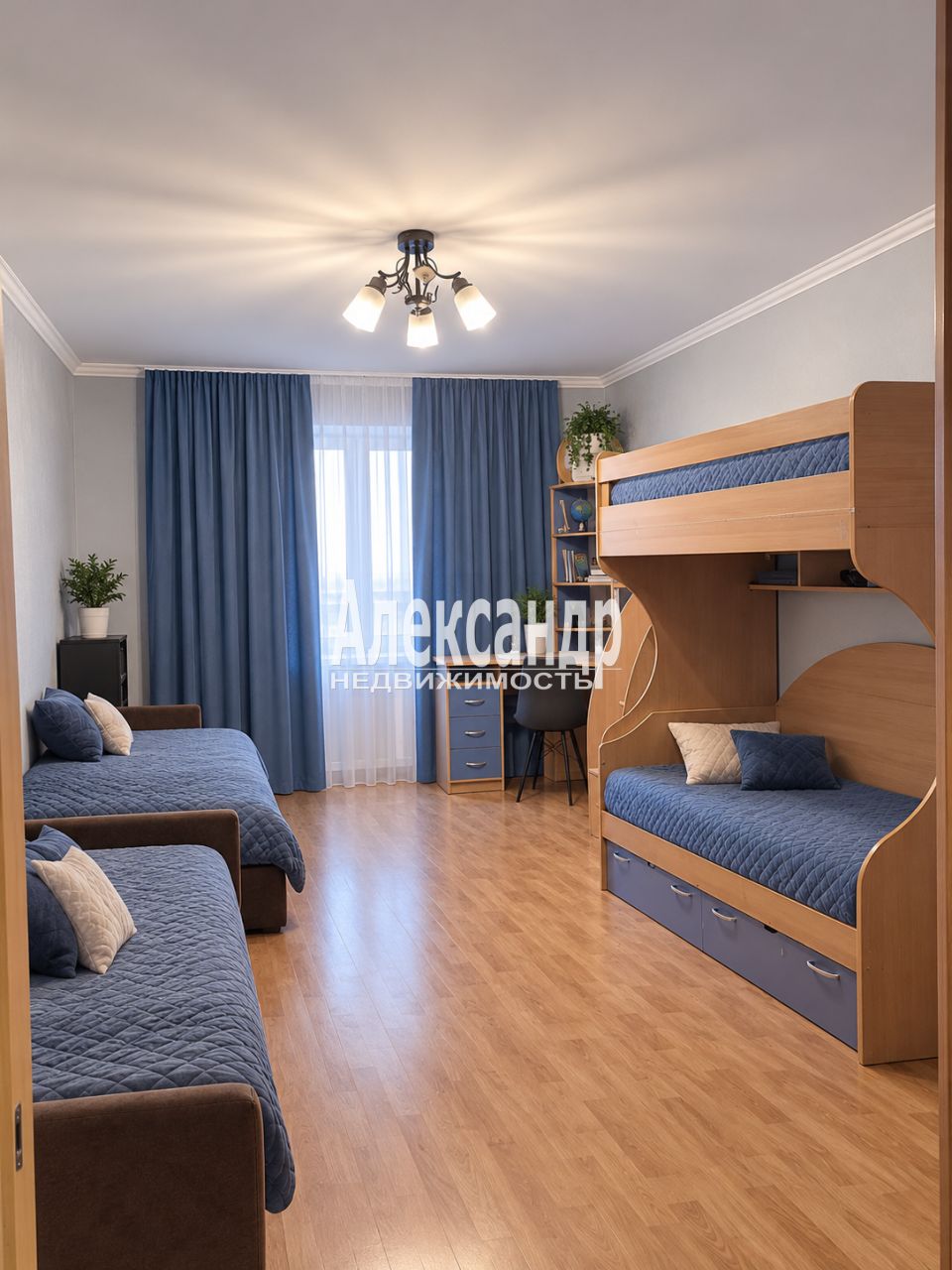 3-комнатная квартира (106м2) на продажу по адресу Ленинградская область, Всеволожский район, Мурино, улица Шоссе в Лаврики, 87— фото 4 из 12