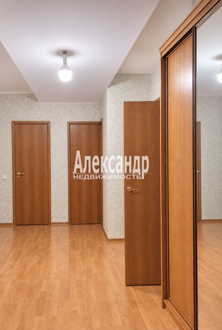 3-комнатная квартира (106м2) на продажу по адресу Ленинградская область, Всеволожский район, Мурино, улица Шоссе в Лаврики, 87— фото 5 из 12